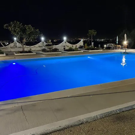 Exceptional In With Private Pool, Sea View
