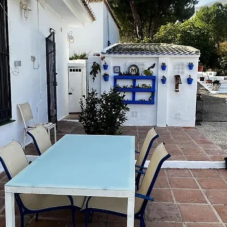 Exceptional In With Private Pool, Sea View 미하스