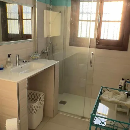 Exceptional In With Private Pool, Sea View