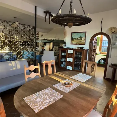 Exceptional In With Private Pool, Sea View 미하스