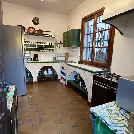 Exceptional In With Private Pool, Sea View